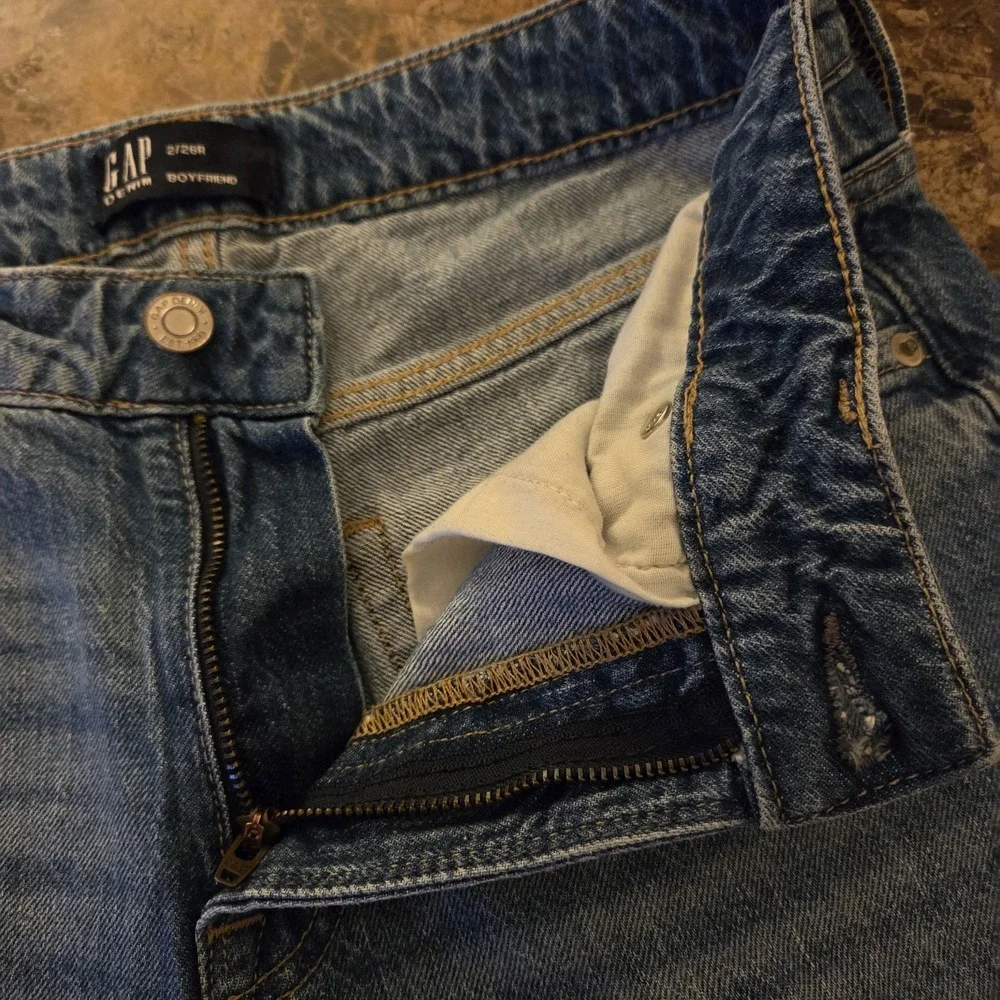 GAP denim boyfriend